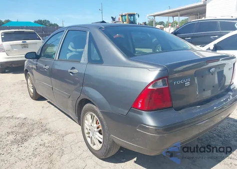 2006 Ford Focus Zx4 z USA, uszkodzony, nr VIN 1FAFP34N56W215625